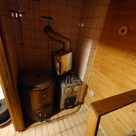 Lejlighed Private House With Location - Koko Omakotitalo Suurella Pihalla Ja Puusaunalla
