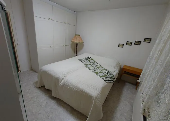 Апартаменты Private House With Location - Koko Omakotitalo Suurella Pihalla Ja Puusaunalla *